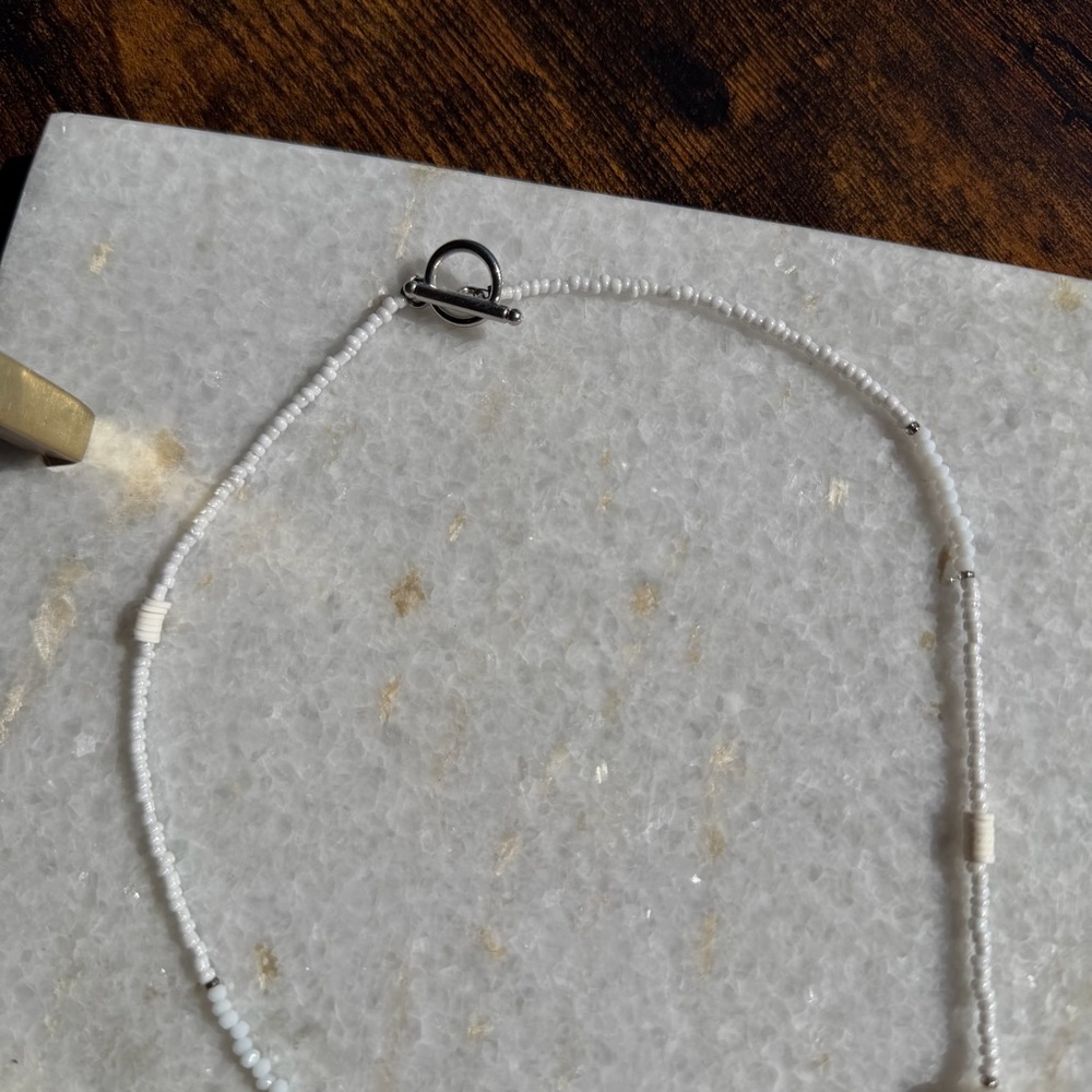 Pearl 8 Ball Beaded Necklace - Picture 4 of 5